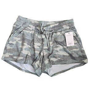 A:Glow Maternity XS Camouflage Lounge Shorts